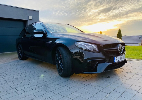 Mercedes-Benz Klasa E cena 389000 przebieg: 71000, rok produkcji 2018 z Szczecin małe 106